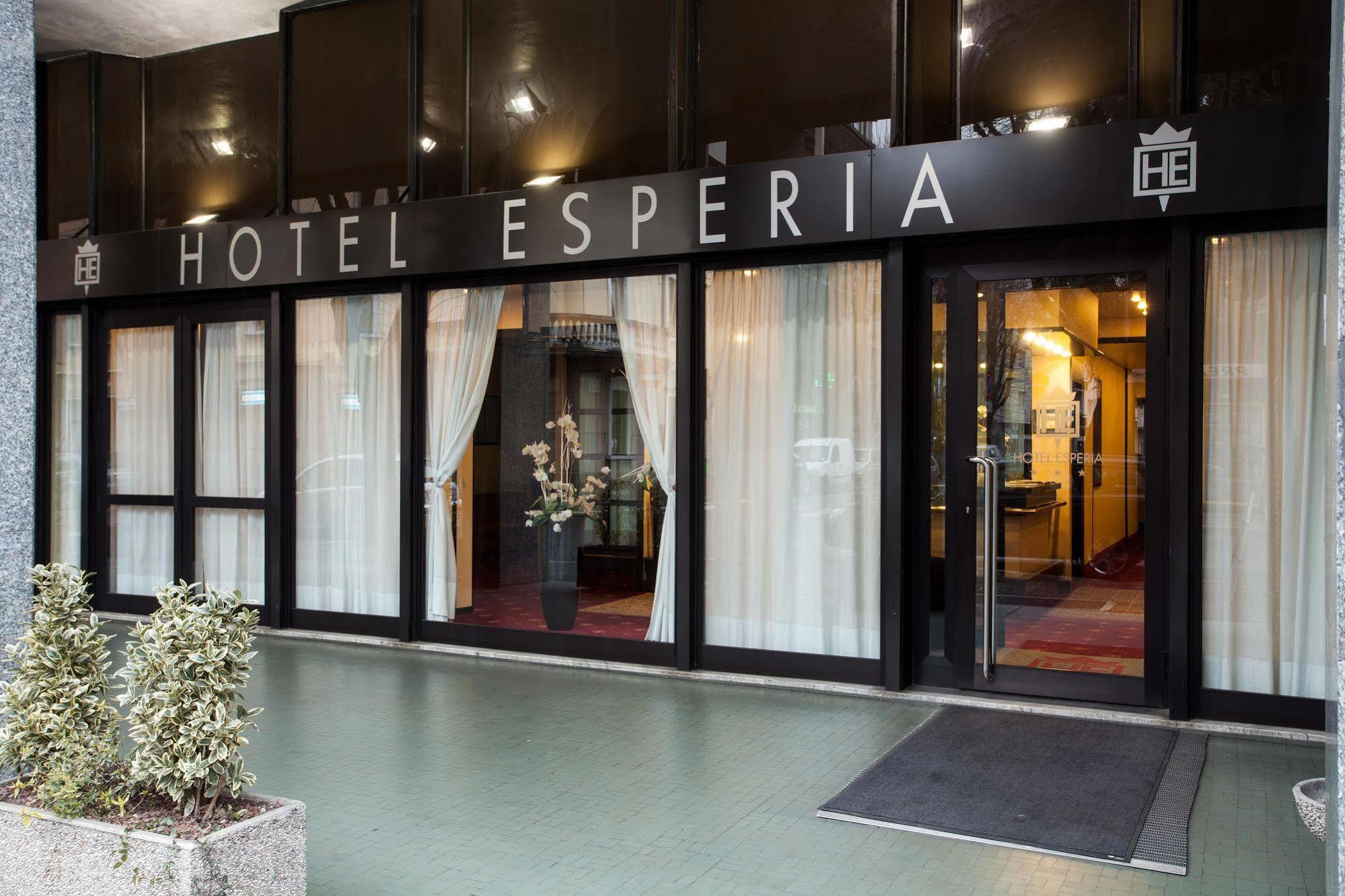 Hotel Esperia Rho Exteriör bild